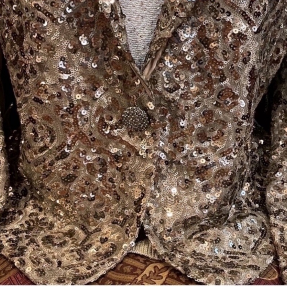 St. John ladies sequined jacket size 4 price is firm - Picture 4 of 9